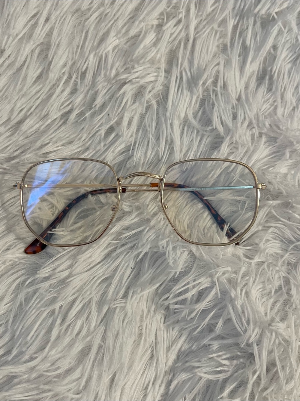 Gold metal frame cool trendy preppy fashion clear blue light glasses